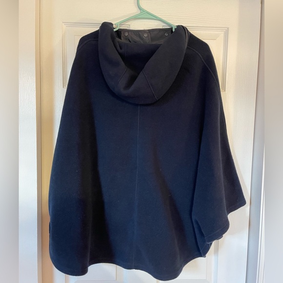 Patagonia synchilla poncho - Picture 3 of 3